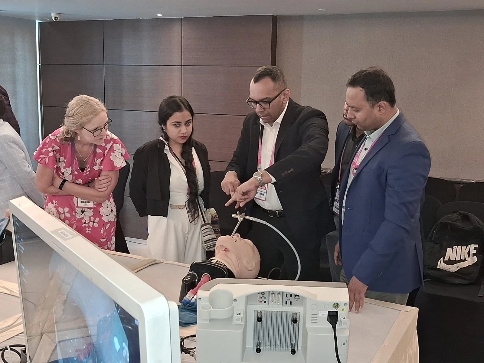 Dr. Vidhyadharan with international colleagues